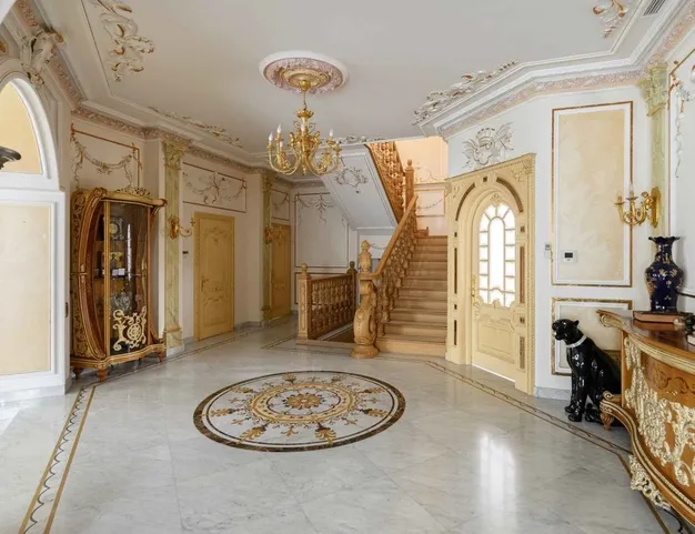 дом  в КП Третья Охота, 10 км от МКАД