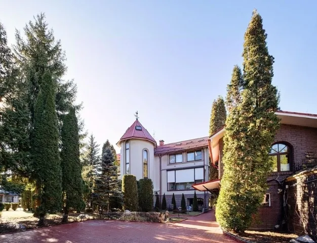 дом  в КП Усадьба Подушкинского Лесопарка, 9 км от МКАД