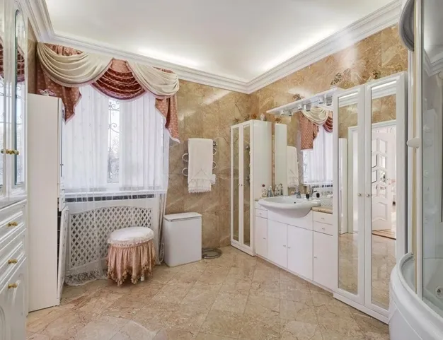 дом  в КП Усадьба Подушкинского Лесопарка, 9 км от МКАД