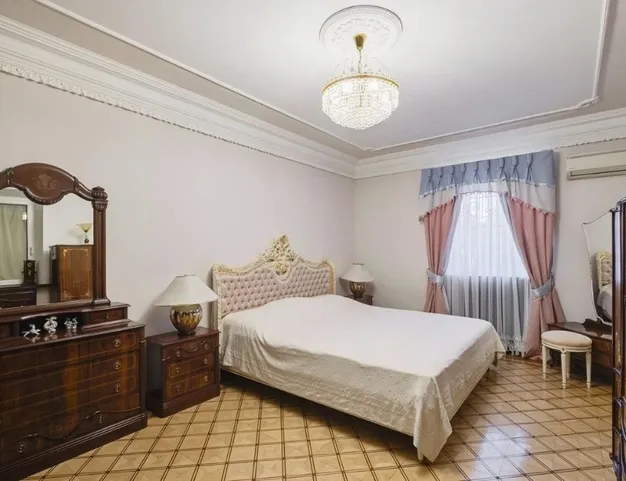 дом  в КП Усадьба Подушкинского Лесопарка, 9 км от МКАД