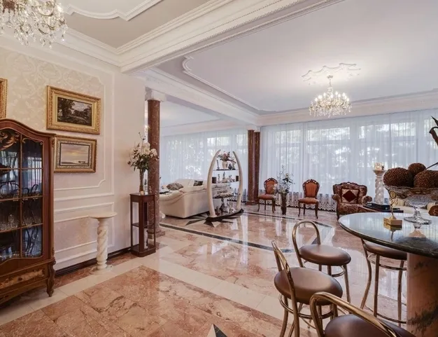 дом  в КП Усадьба Подушкинского Лесопарка, 9 км от МКАД