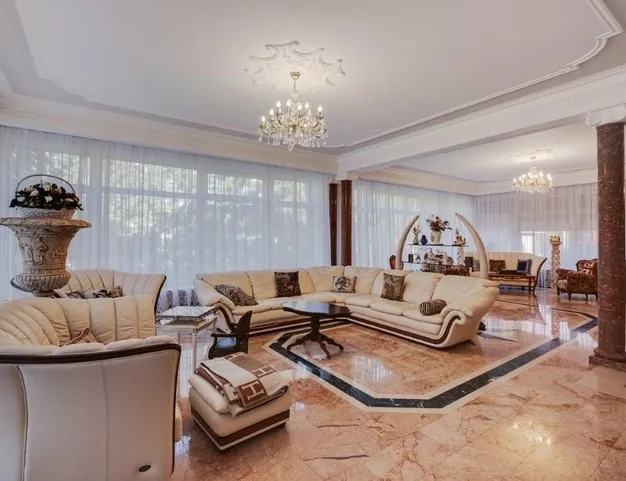 дом  в КП Усадьба Подушкинского Лесопарка, 9 км от МКАД