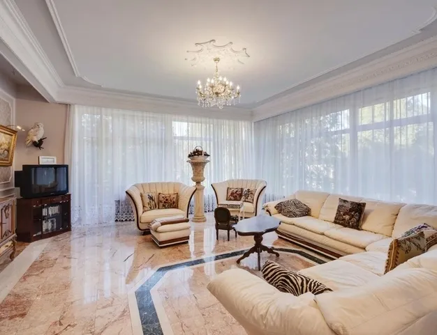 дом  в КП Усадьба Подушкинского Лесопарка, 9 км от МКАД