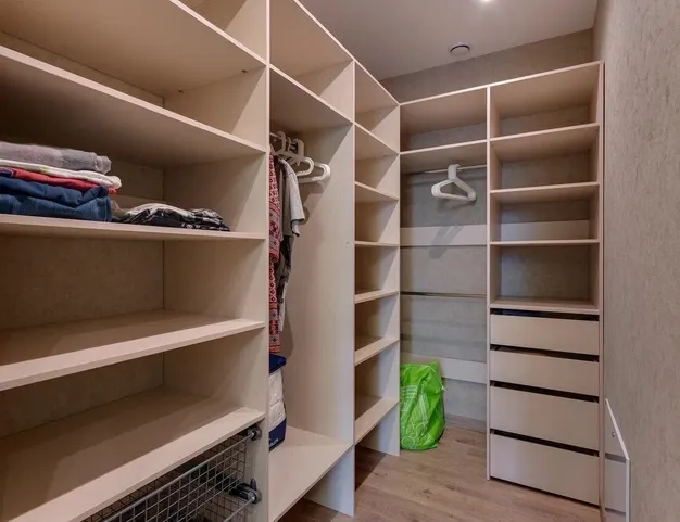 дом  в КП СНТ Хуторок, 33 км от МКАД