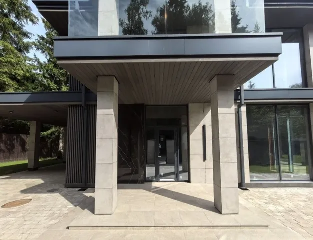 дом  в КП Лесные Зори, 25 км от МКАД