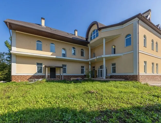 дом  в КП Захарково, 10 км от МКАД