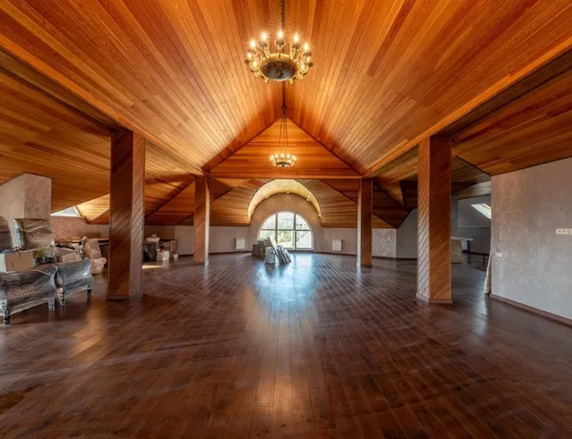 дом  в КП Захарково, 10 км от МКАД