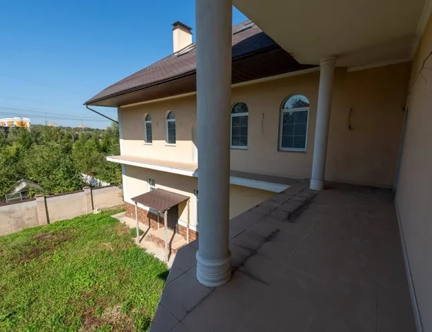 дом  в КП Захарково, 10 км от МКАД