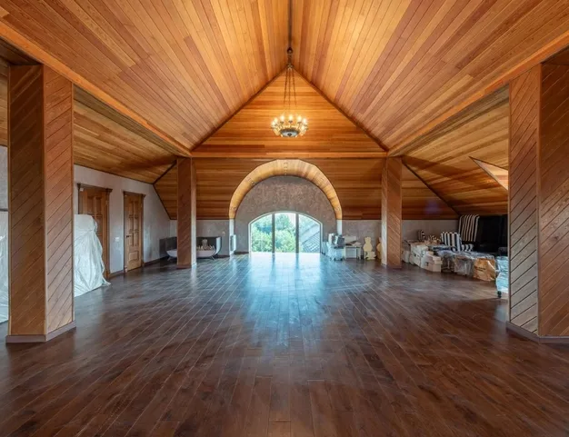 дом  в КП Захарково, 10 км от МКАД