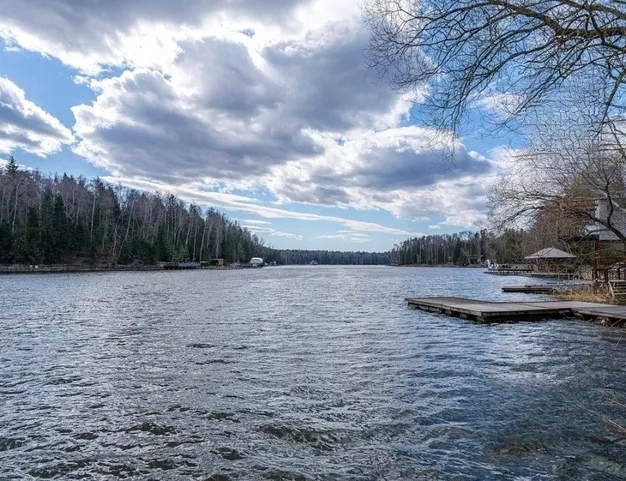 дом  в КП Новое Время, 45 км от МКАД