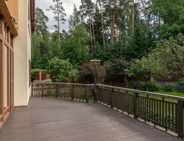 дом  в КП Сосновый Бор, 23 км от МКАД