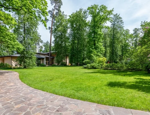 участок  в КП Жуковка, 9 км от МКАД