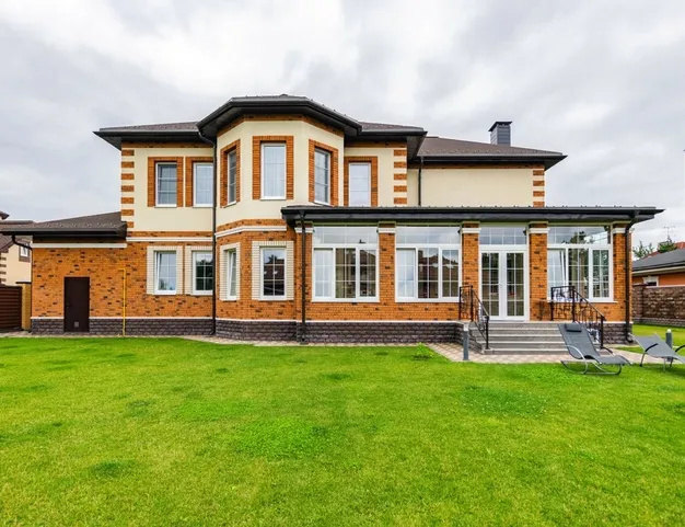 дом  в КП Заря, 16 км от МКАД