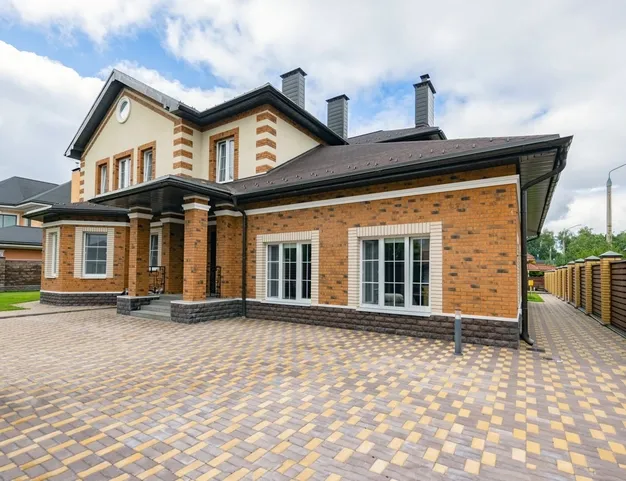 дом  в КП Заря, 16 км от МКАД