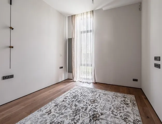 дом  в КП Заречный, 18 км от МКАД