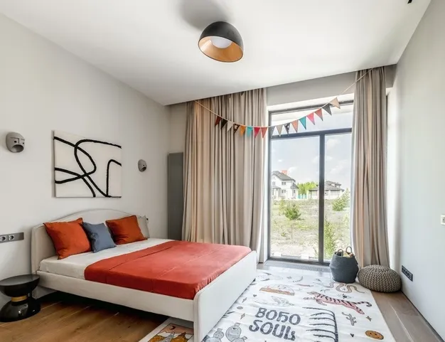 дом  в КП Заречный, 18 км от МКАД