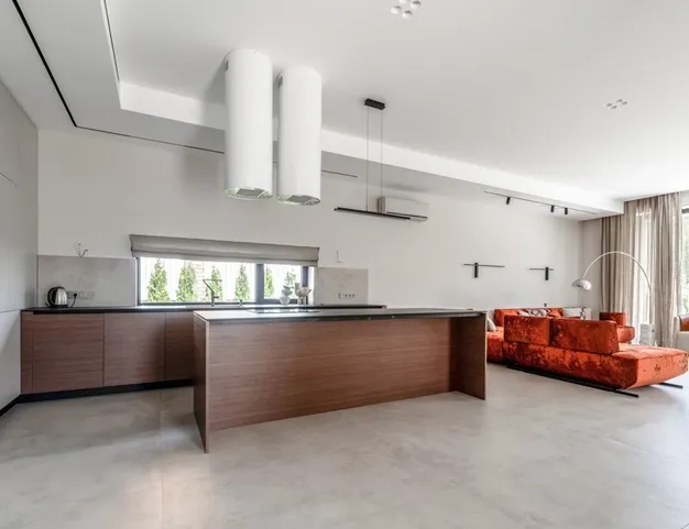 дом  в КП Заречный, 18 км от МКАД