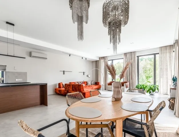 дом  в КП Заречный, 18 км от МКАД