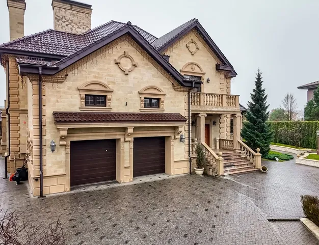 дом  в КП Миллениум Парк, 19 км от МКАД