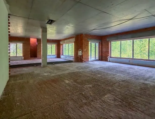 дом  в КП Росинка, 15 км от МКАД