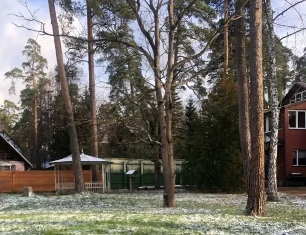 дом  в КП Новь, 6 км от МКАД