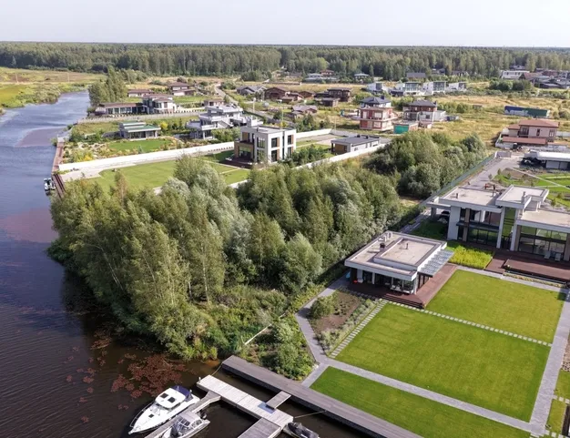 участок  в КП Конаково Ривер Клаб, 120 км от МКАД