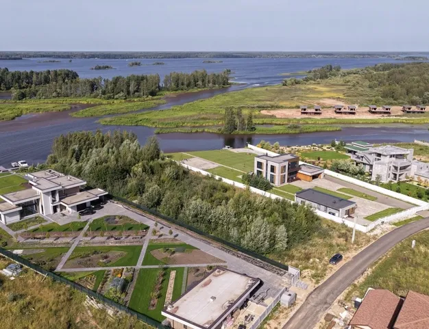 участок  в КП Конаково Ривер Клаб, 120 км от МКАД