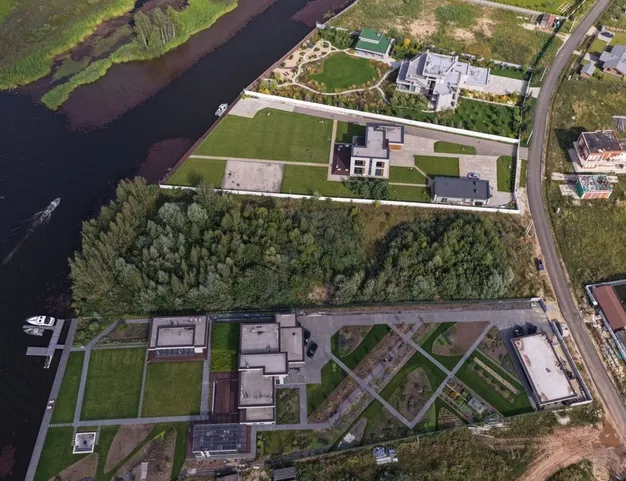 участок  в КП Конаково Ривер Клаб, 120 км от МКАД