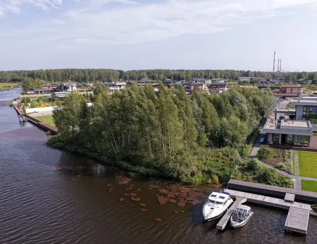 участок  в КП Конаково Ривер Клаб, 120 км от МКАД