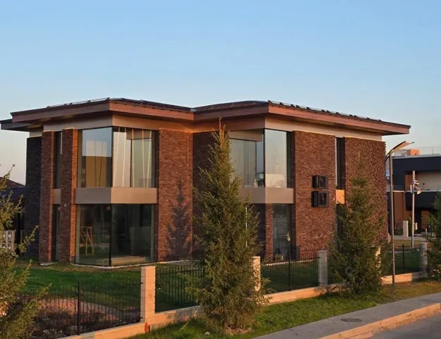 дом  в КП Павловы Озера, 14 км от МКАД