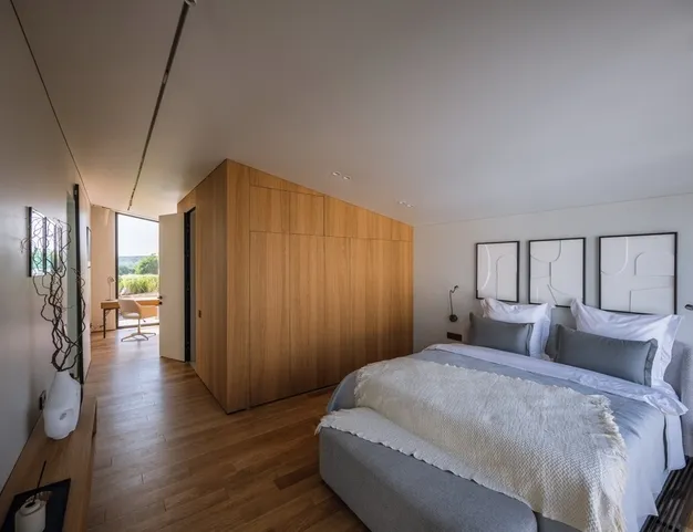 дом  в КП Павловы Озера, 14 км от МКАД