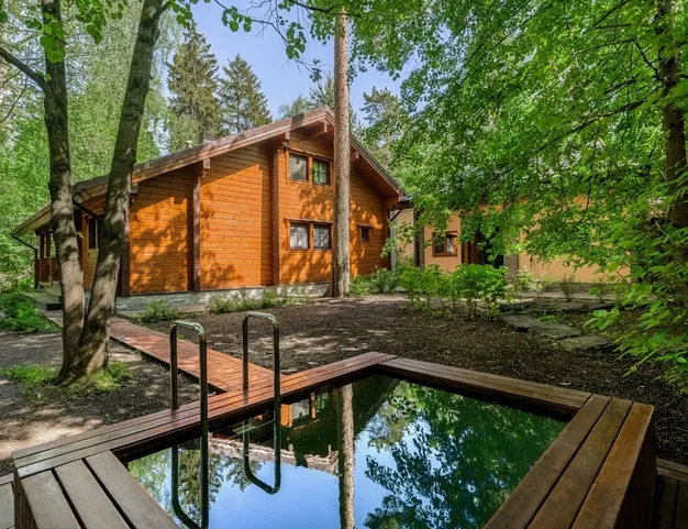 дом  в КП Переделкино, 5 км от МКАД