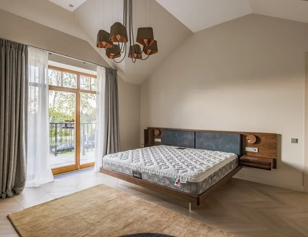 дом  в КП Усово-8, 11 км от МКАД