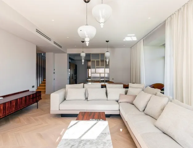 дом  в КП Усово-8, 11 км от МКАД