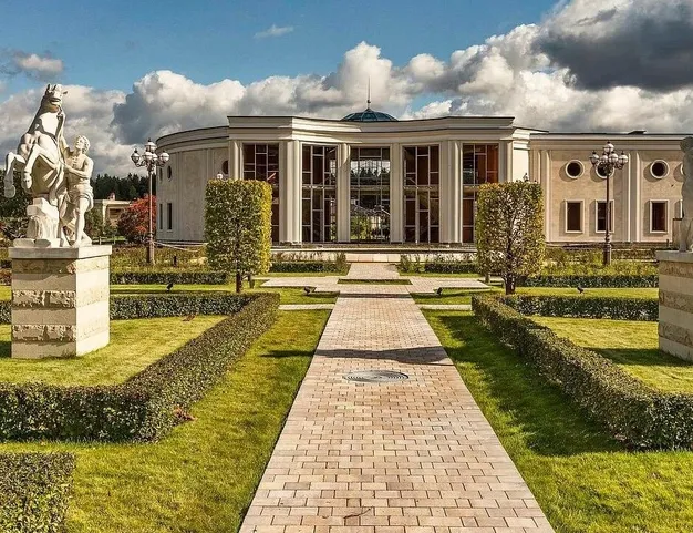 участок  в КП Ренессанс Парк, 19 км от МКАД