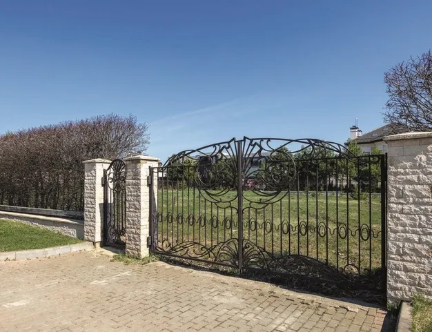 участок  в КП Ренессанс Парк, 19 км от МКАД