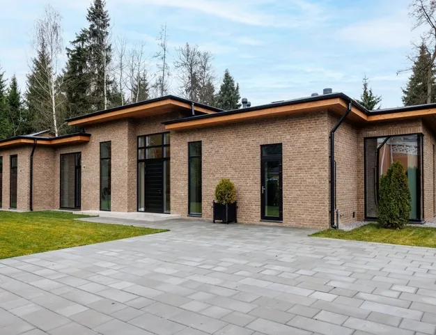 дом  в КП Зеленая Роща-1, 35 км от МКАД