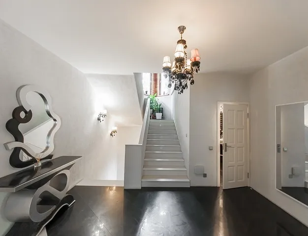 дом  в КП Николина гора, 25 км от МКАД