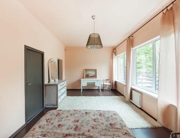 дом  в КП Николина гора, 25 км от МКАД