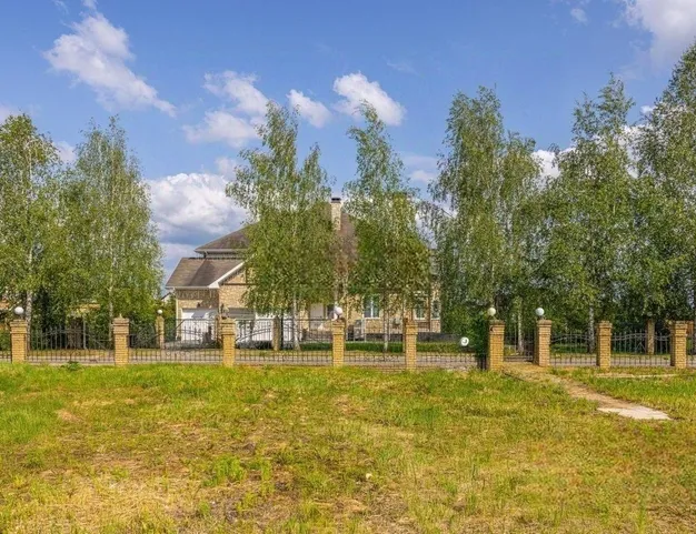 участок  в КП Княжье Озеро, 23 км от МКАД