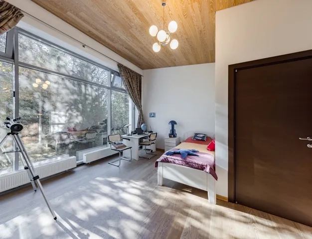 дом  в КП Ильинское, 10 км от МКАД