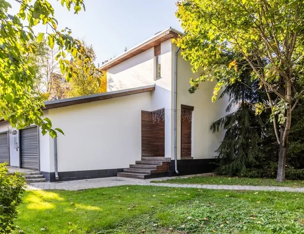 дом  в КП Ильинское, 10 км от МКАД