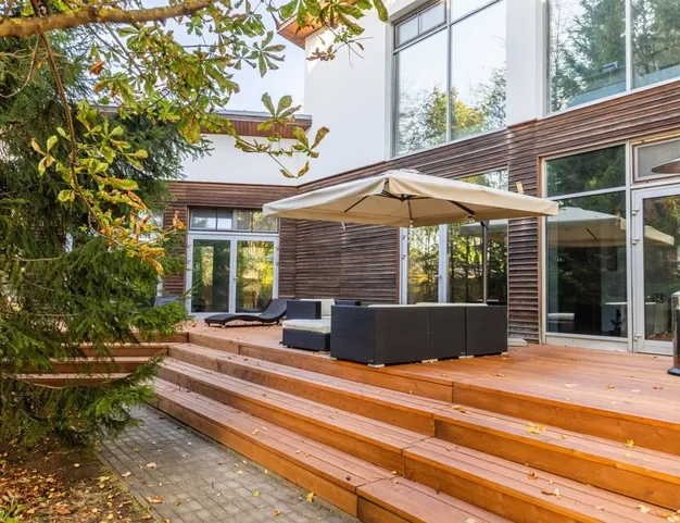 дом  в КП Ильинское, 10 км от МКАД