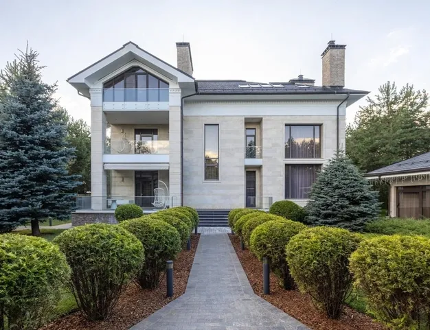 дом  в КП Павлово, 14 км от МКАД