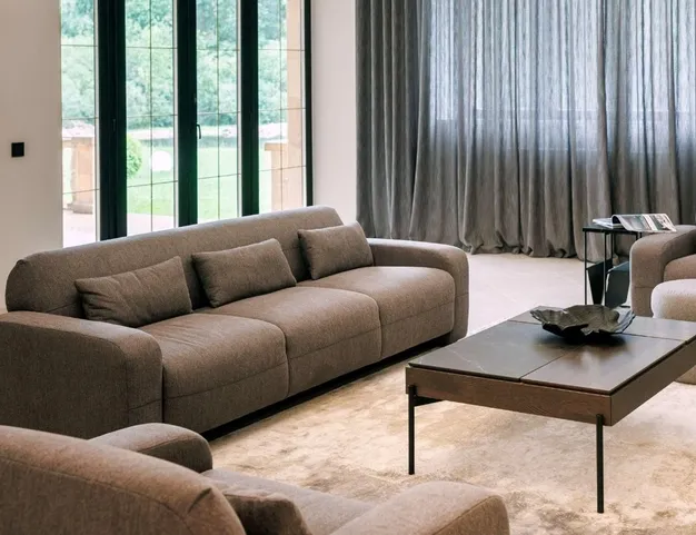 дом  в КП Резиденции Бенилюкс, 19 км от МКАД