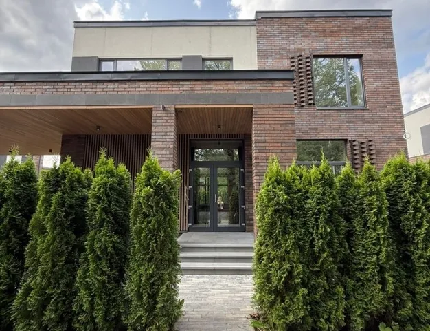 дом  в КП Ватутинки, 15 км от МКАД