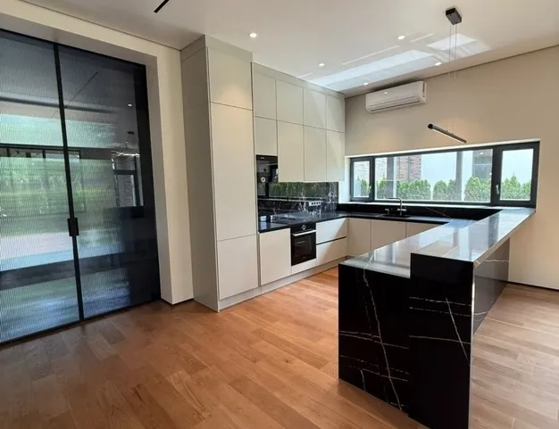 дом  в КП Ватутинки, 15 км от МКАД