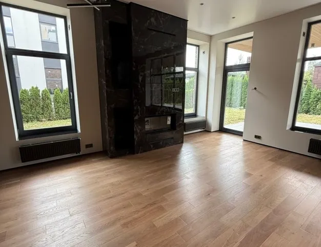 дом  в КП Ватутинки, 15 км от МКАД