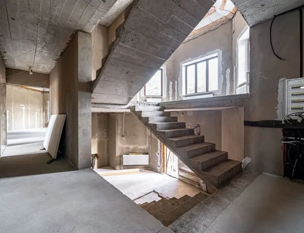 дом  в КП Александровка, 13 км от МКАД