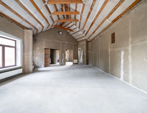 дом  в КП Александровка, 13 км от МКАД